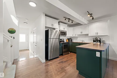 21324 46 AV NW, Edmonton - $400,000