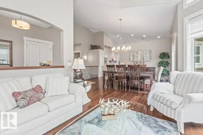 Interior photo 2 of #33 88 LACOMBE DR