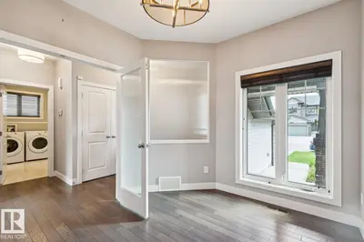Interior photo 3 of 2545 AMERONGEN CR SW