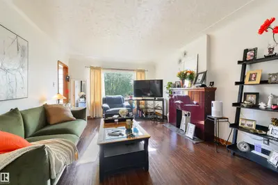 Interior photo 4 of 11240 102 ST NW
