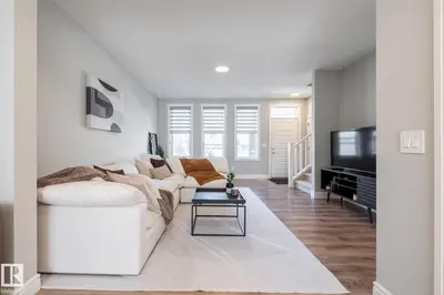 Interior photo 4 of 1035 GOLDFINCH WY NW