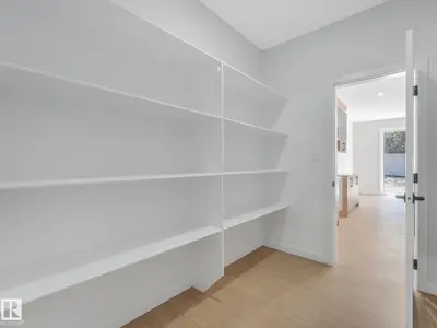 Interior photo 3 of 1717 CROSSBILL LO NW