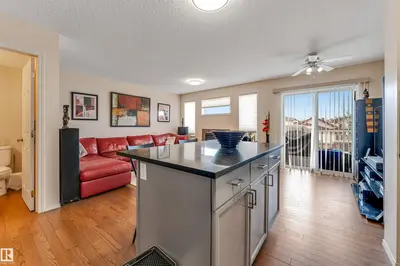 Interior photo 3 of 3032 31 AV NW
