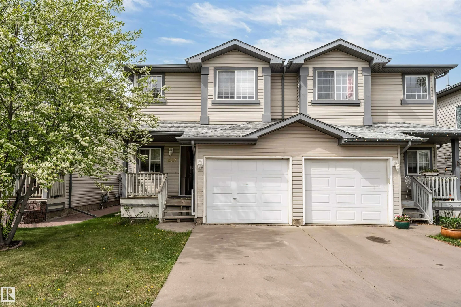 3032 31 AV NW, Edmonton - 4 bedroom Duplex for sale