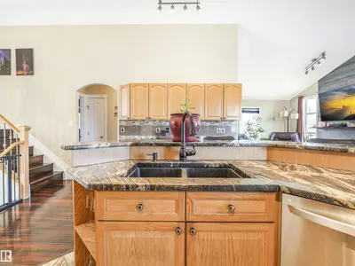 Interior photo 2 of 4832 157 AV NW