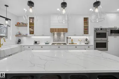 Interior photo 4 of 4470 SUZANNA CR SW