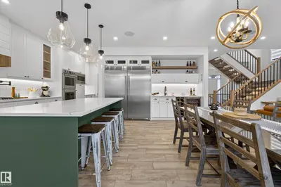 Interior photo 3 of 4470 SUZANNA CR SW