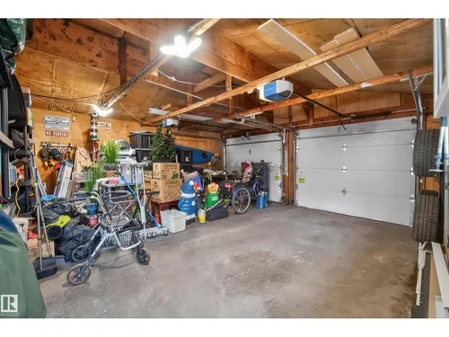 9344 63 AV NW, Edmonton - $529,000