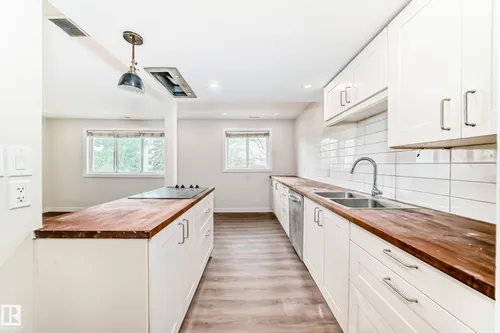 1488 LAKEWOOD RD W NW, Edmonton - $194,900
