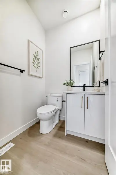 Interior photo 3 of 3718 67 ST
