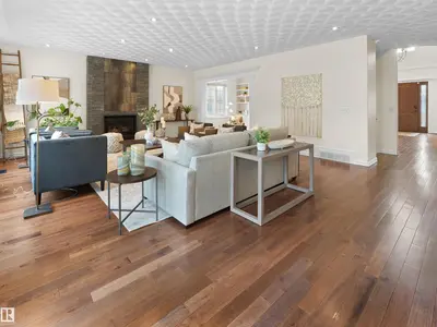 Interior photo 4 of 5407 109 ST NW