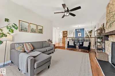 Interior photo 2 of 4603 43 AV