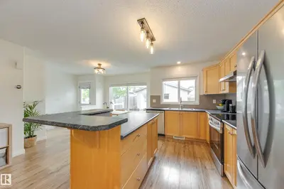 Interior photo 4 of 314 SUNCREST RD