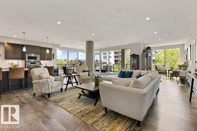 Interior photo 1 of #741 200 BELLEROSE DR