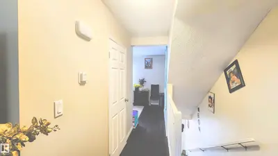Interior photo 2 of 704 ABBOTTSFIELD RD NW