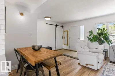 Interior photo 4 of 12264 135 ST NW