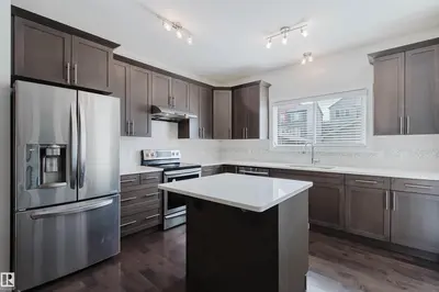 Interior photo 4 of 4315 PROWSE LINK LI SW