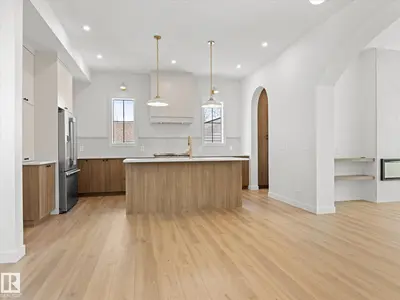Interior photo 3 of 