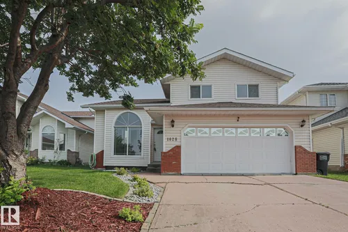 1028 James CR NW, Edmonton - $599,888