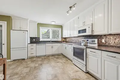 Interior photo 3 of 8737 99 AV