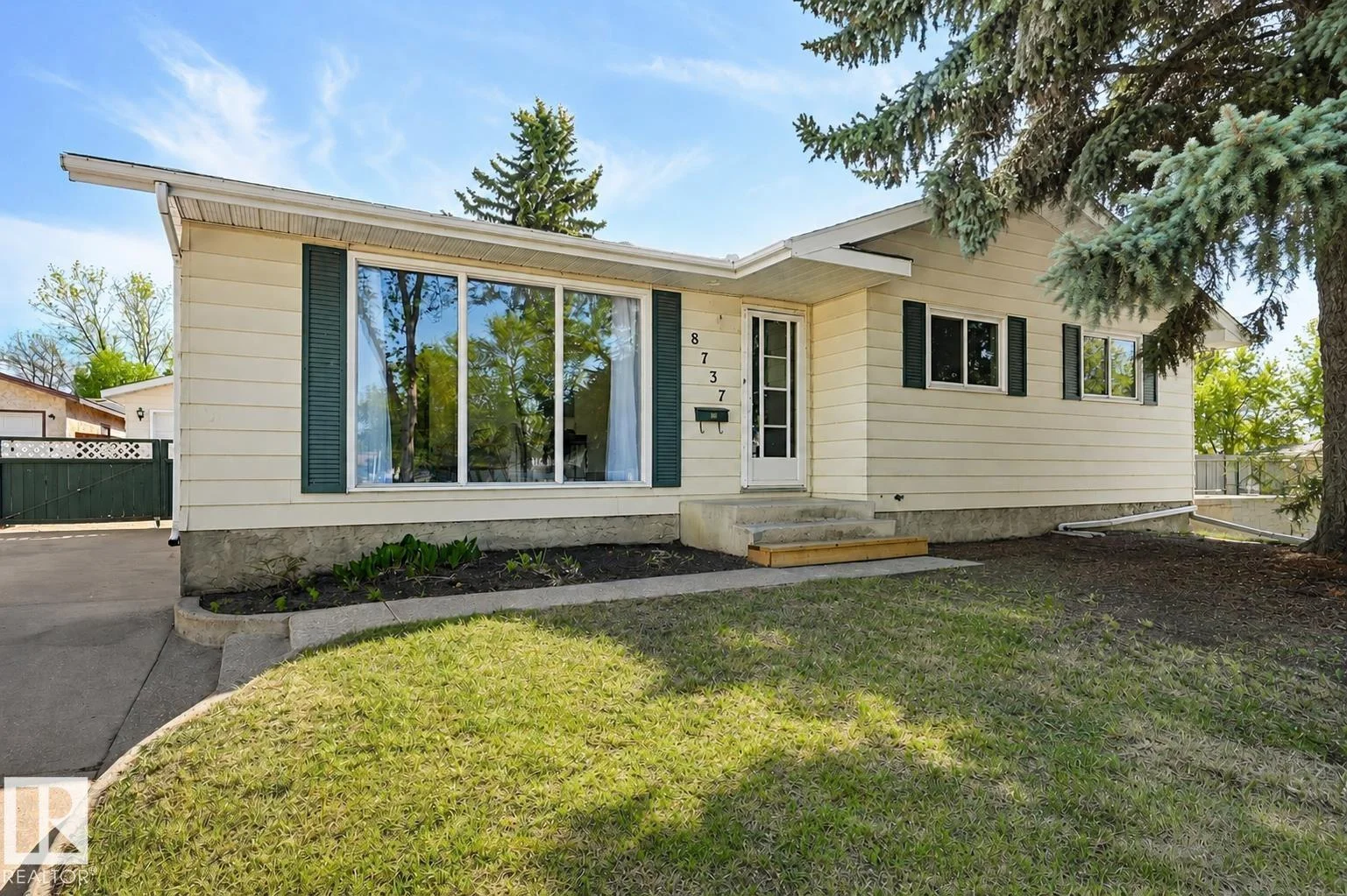 8737 99 AV, Fort Saskatchewan - 4 bedroom Detached Single Family for sale