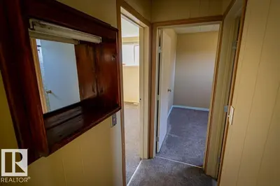 Interior photo 2 of 