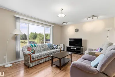 Interior photo 4 of #10 52510 RGE ROAD 20