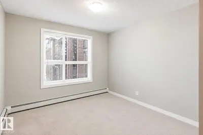 Interior photo 4 of #232 5504 SCHONSEE DR NW