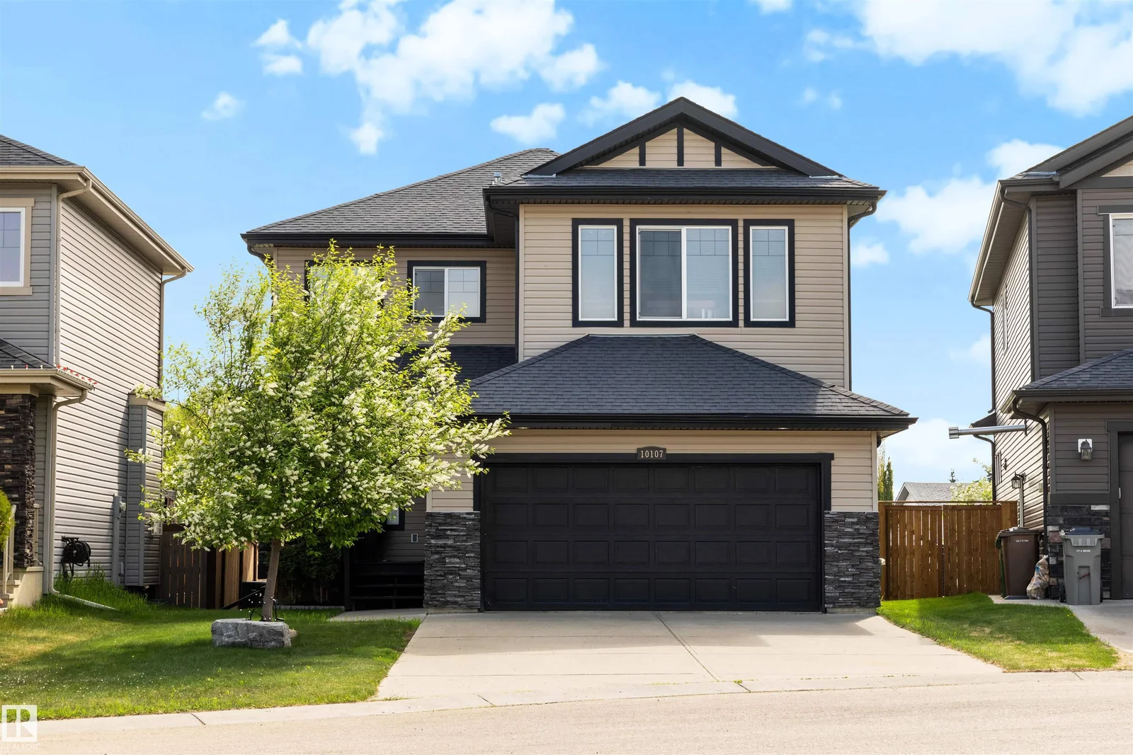 10107 93 ST, Morinville - 4 bedroom Detached Single Family for sale
