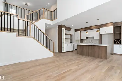 Interior photo 2 of 5 AXELWOOD CR