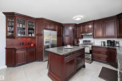 Interior photo 4 of 53257 RGE ROAD 211