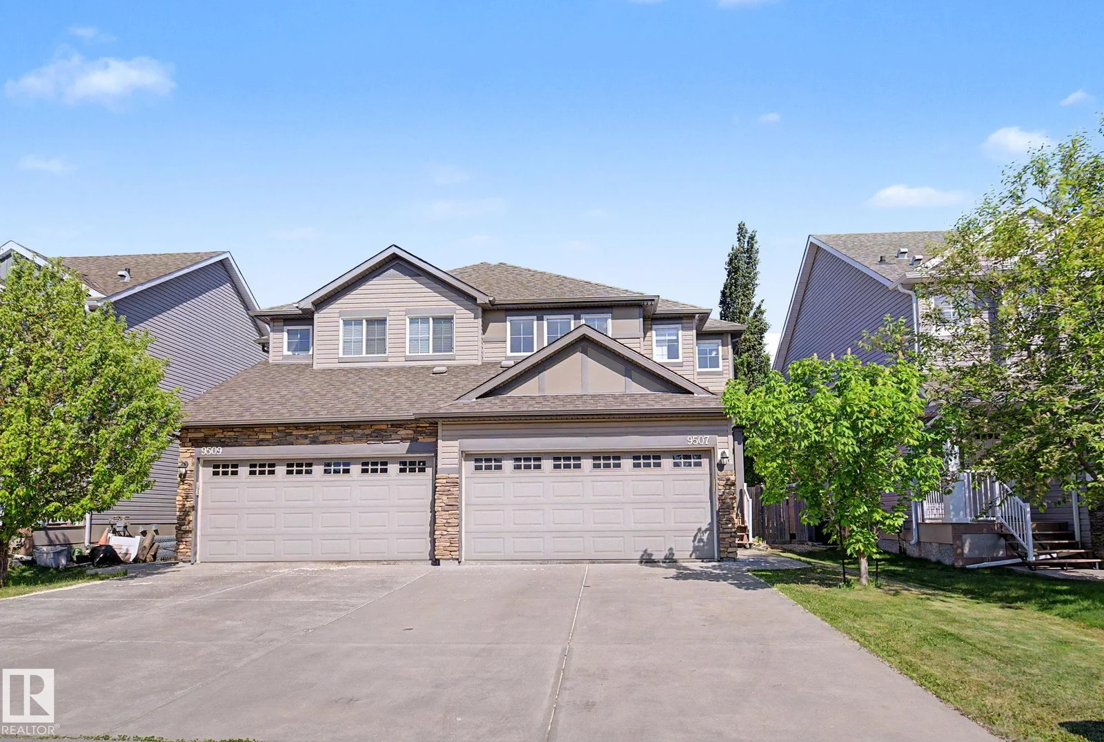 9507 SIMPSON CT NW, Edmonton - 3 bedroom Duplex for sale