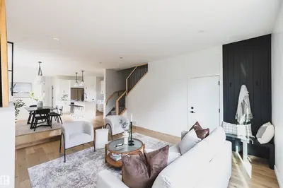 Interior photo 3 of 4216 121 ST NW