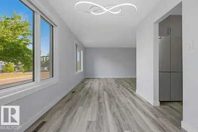 Interior photo 2 of 14208 51 ST NW