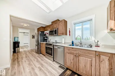 Interior photo 4 of 56118 RGE ROAD 240
