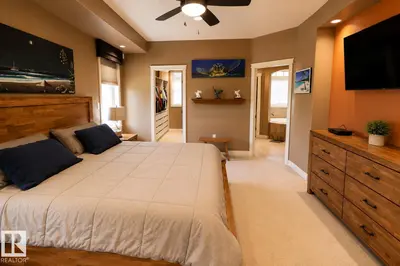 Interior photo 4 of 5602 54 AV