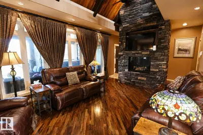 Interior photo 2 of 5602 54 AV