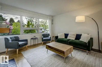 Interior photo 4 of 4024 121 ST NW
