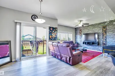 Interior photo 3 of 2743 Collins CR SW