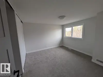 Interior photo 4 of 703 GRANDIN DR