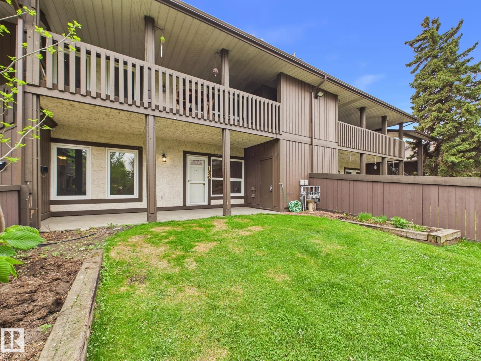 152 Surrey Gardens NW, Edmonton - 2 bedroom Carriage for sale