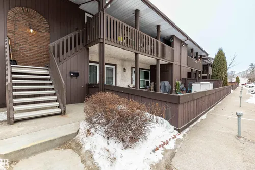 279 SURREY GD NW, Edmonton - $164,900