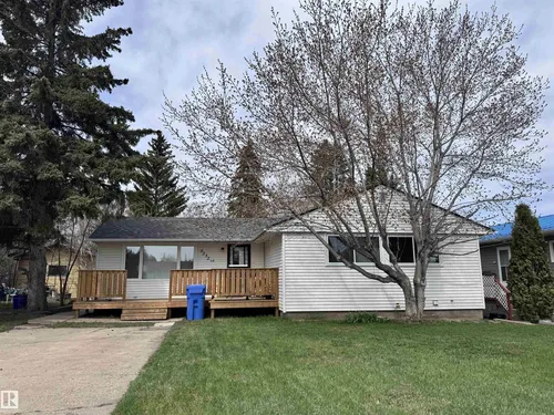 5232 49 ST, Willingdon - $149,900