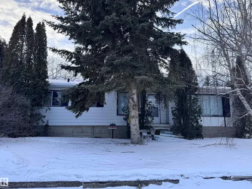 4815 53 AV, Willingdon - $130,000