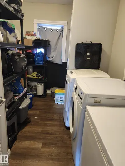 Interior photo 2 of 5273 50 ST