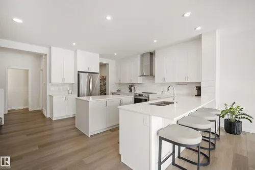 24 ROSEWOOD WY, St. Albert - $675,000