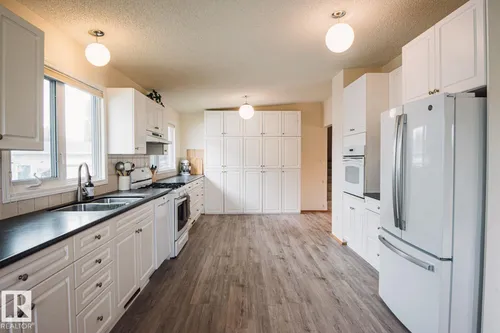 14916 94 ST NW, Edmonton - $499,900