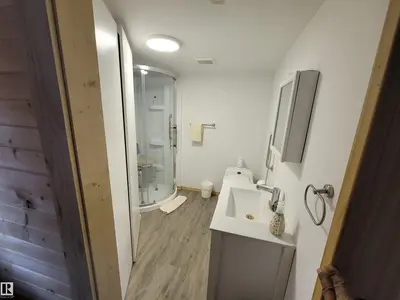 Interior photo 2 of 624072 RGE ROAD 241