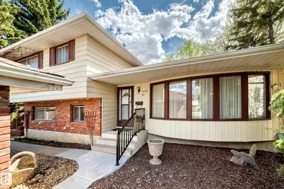Interior photo 1 of 17707 84 AV NW