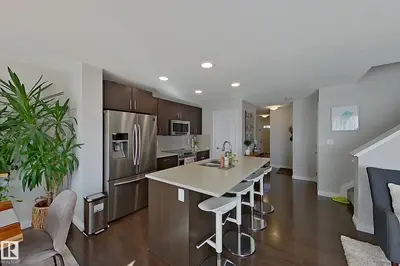 Interior photo 2 of 491 EBBERS WY NW